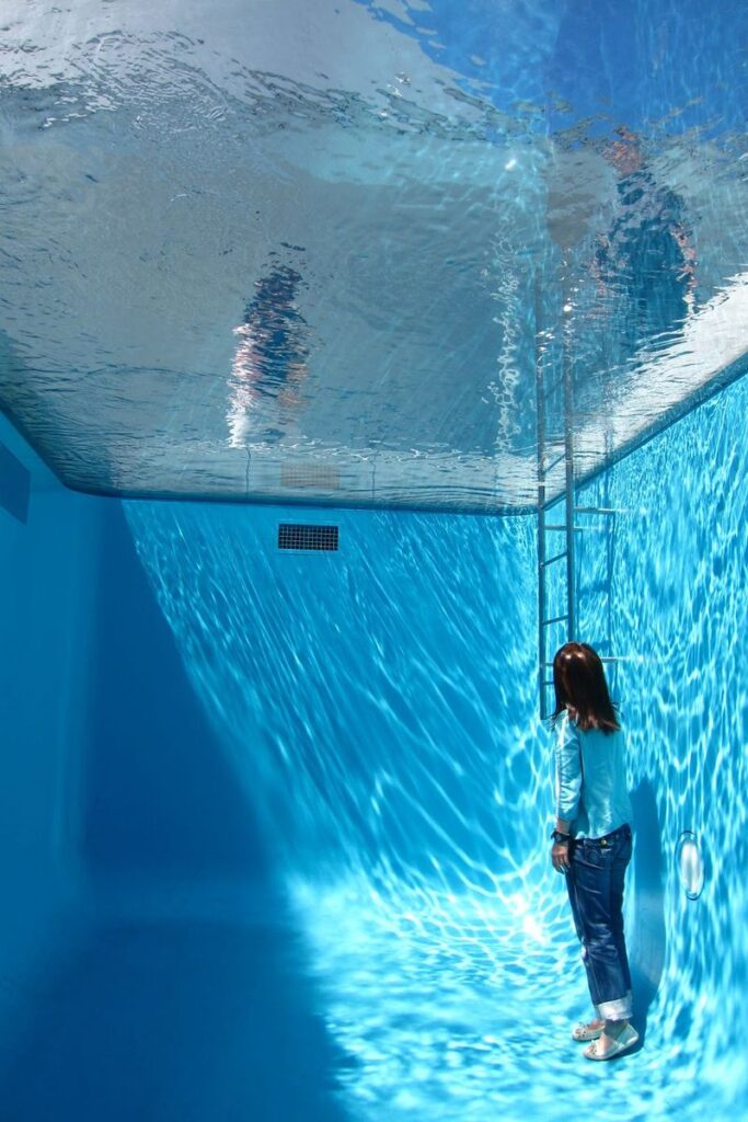 Looking up through the Swimming Pool artwork at Kanazawa contemporary art museum